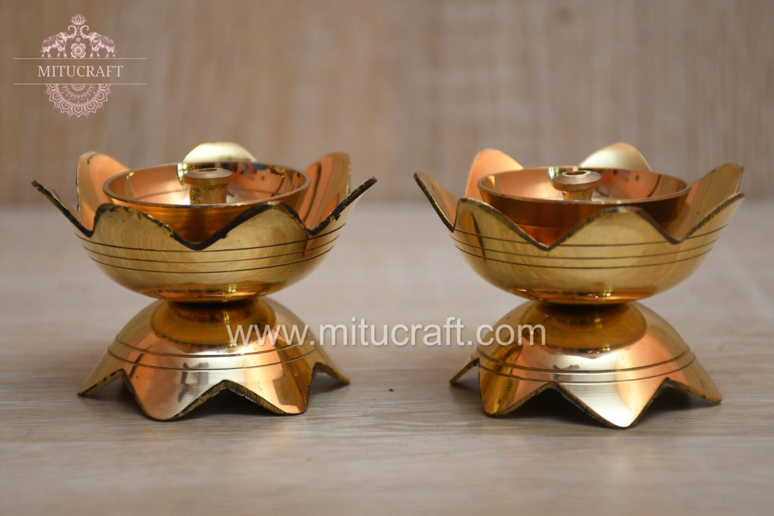 Brass Lotus Nanda Deepam - Mitucraft.com